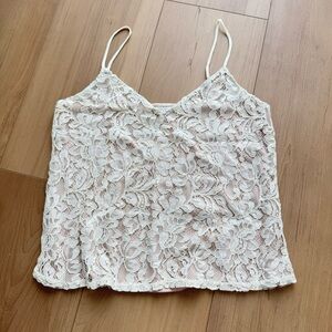 Elegant White Lace Women’s Top